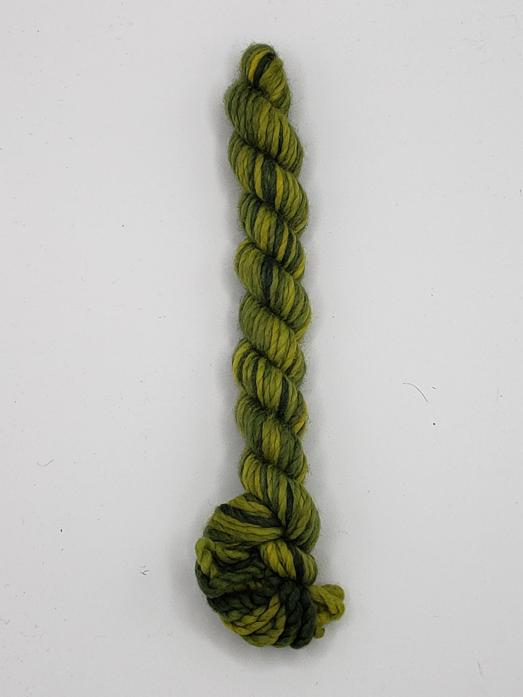 Othello Merino Mini-Skein - LEAF - 1520 Hand Dyed Chunky Yarn 25GR - B1
