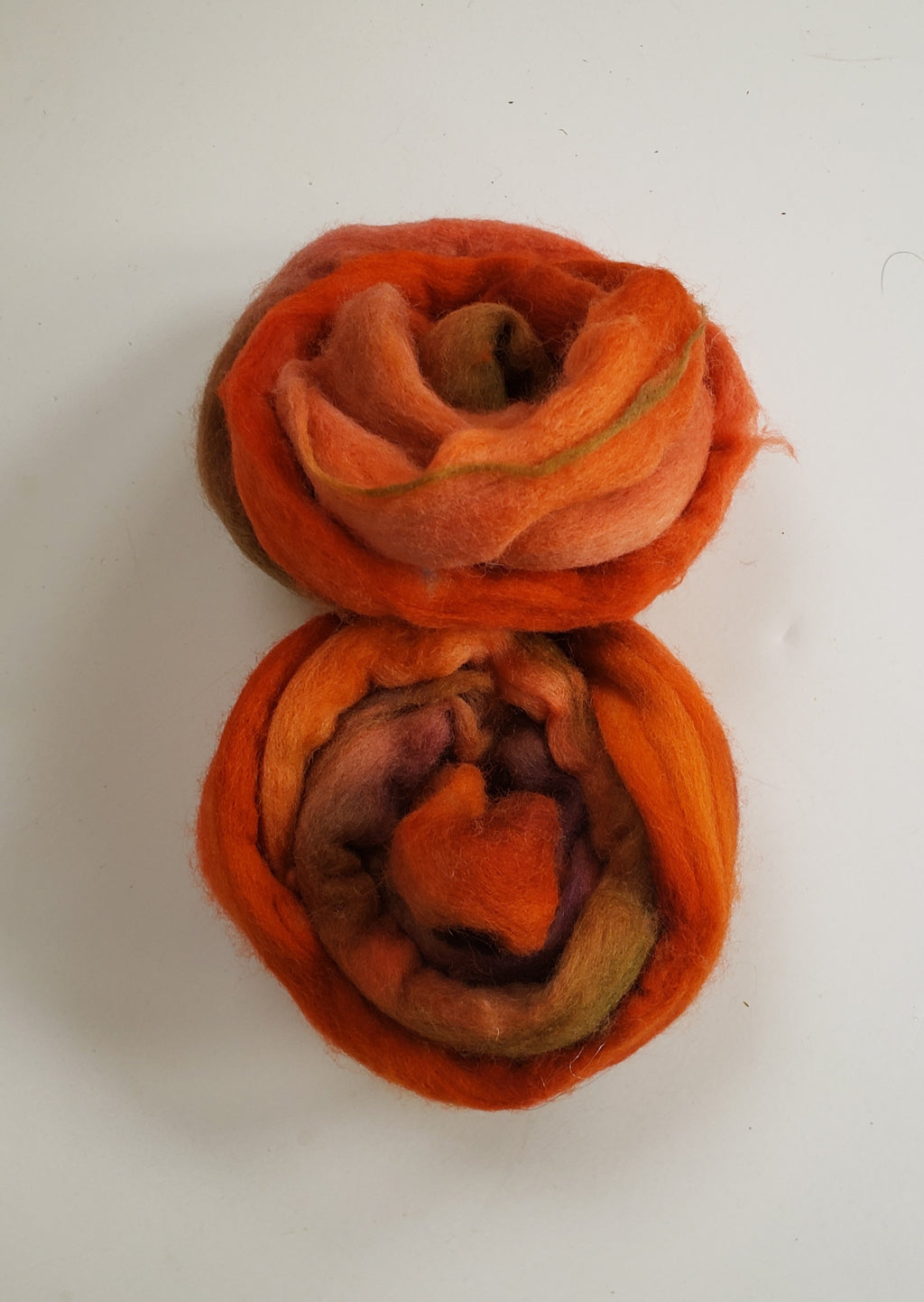 WOOL ROVING - PUMPKIN - Hand Dyed - 32gr - B1