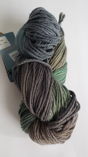 Chinook Worsted Weight - TORNGAT - 100% Organic Merino Wool Yarn - Hand Dyed