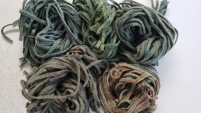 JBA- MEDLEY OF ROBIN'S EGG BLUE 1 - #6 Wool Strips - 4 oz/115gr.