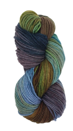 Wonder Woolen - WINTERSLEEP - Fleece Artist Hand Dyed Yarn 4 ounces/115g