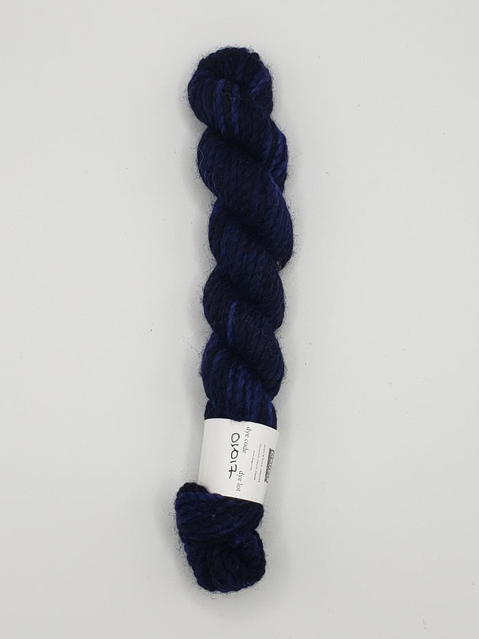Othello Merino Mini-Skein - NIGHT SKY - 01017 Hand Dyed Chunky Yarn 25GR - B2