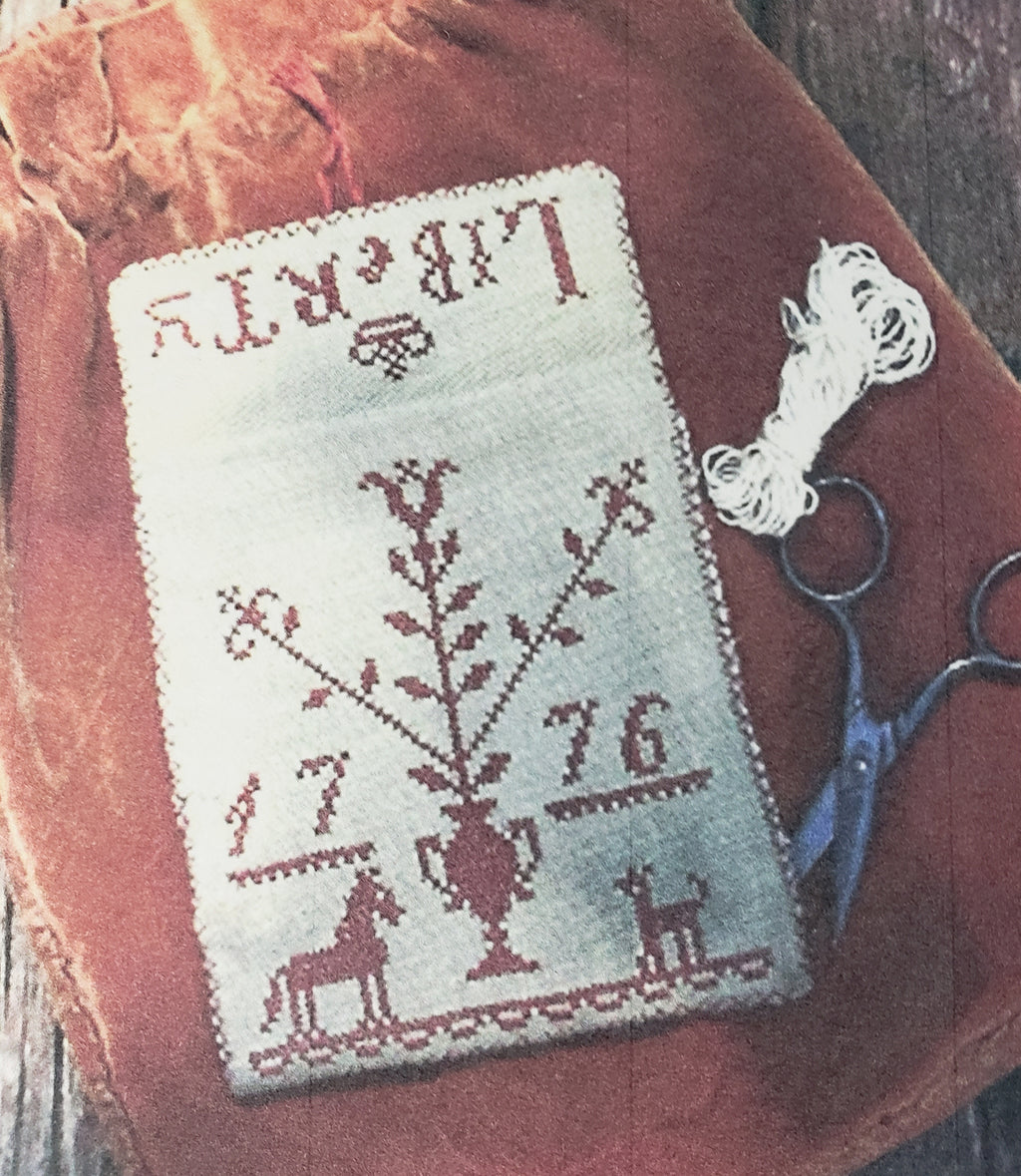 LIBERTY 1776 Sewing Pouch Cross Stitch Kit - Stacy Nash Primitives Cross Stitch