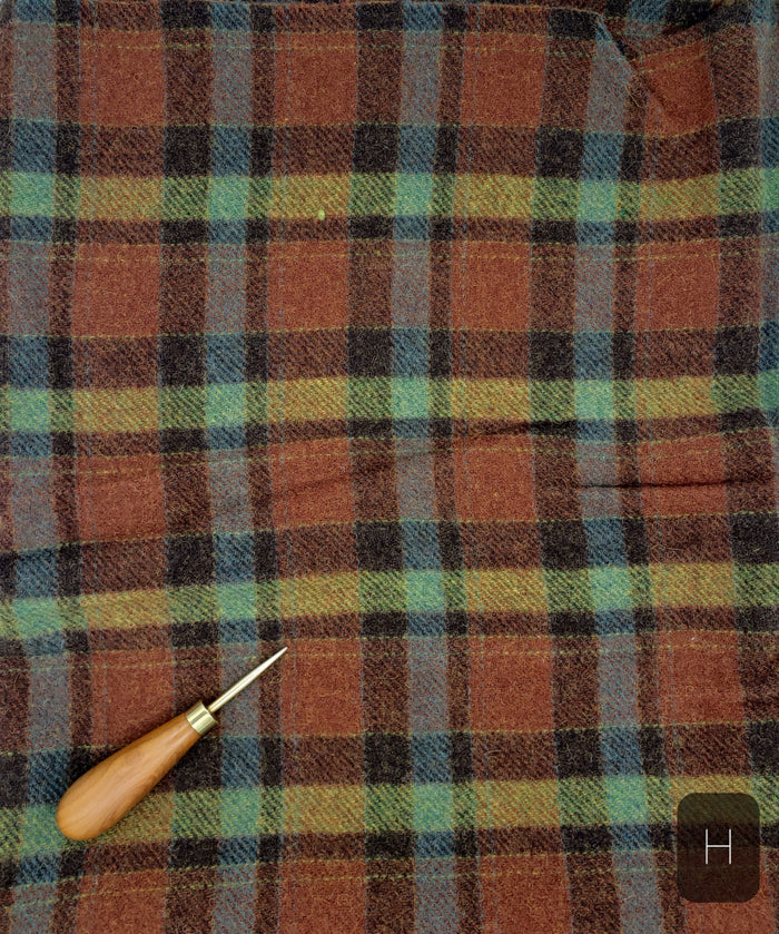 RED GREEN PLAID #281H - FAT QUARTER - Ready to use Wool Fabric for Rug Hooking or Wool Applique