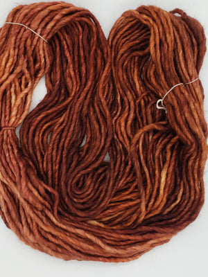 MERINO DREAM - NORTH SHORE CLIFFS - Merino Chunky -  Hand Dyed Yarn
