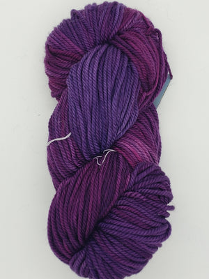 Back Country - AMETHYST - Hand Dyed Chunky Yarn 4 ounces/125g