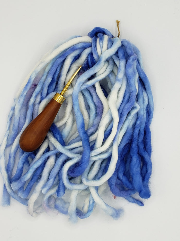 WHITE WATER - Wool Strands 100% Merino Yarn - Chunky Weight 1.0 oz