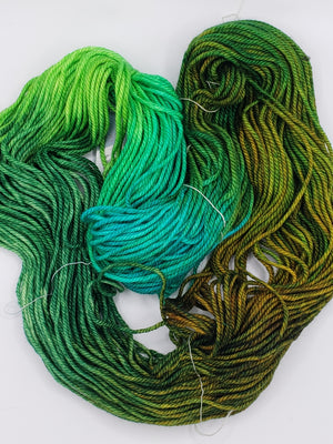 Back Country - SUMMER FIELDS - OOAK Hand Dyed Chunky Yarn 4 ounces/125g