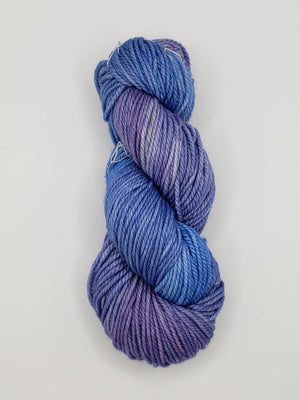 Back Country - PERIWINKLE - Hand Dyed Chunky Yarn 4 ounces/125g