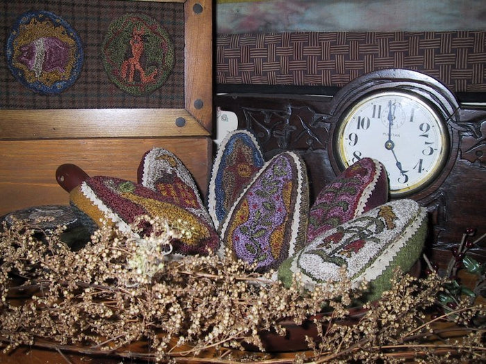 Folk Art Pincushions - #507 - Punch Needle Paper or Digital Pattern