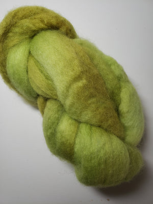Corriedale Sliver - MOSS - 2 OZ Hand Dyed Fleece